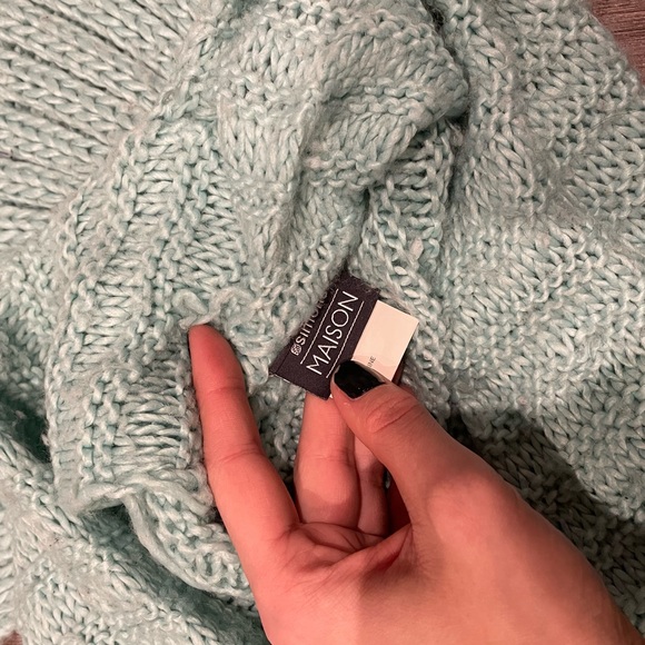 Mermaid tail blanket - Picture 3 of 3